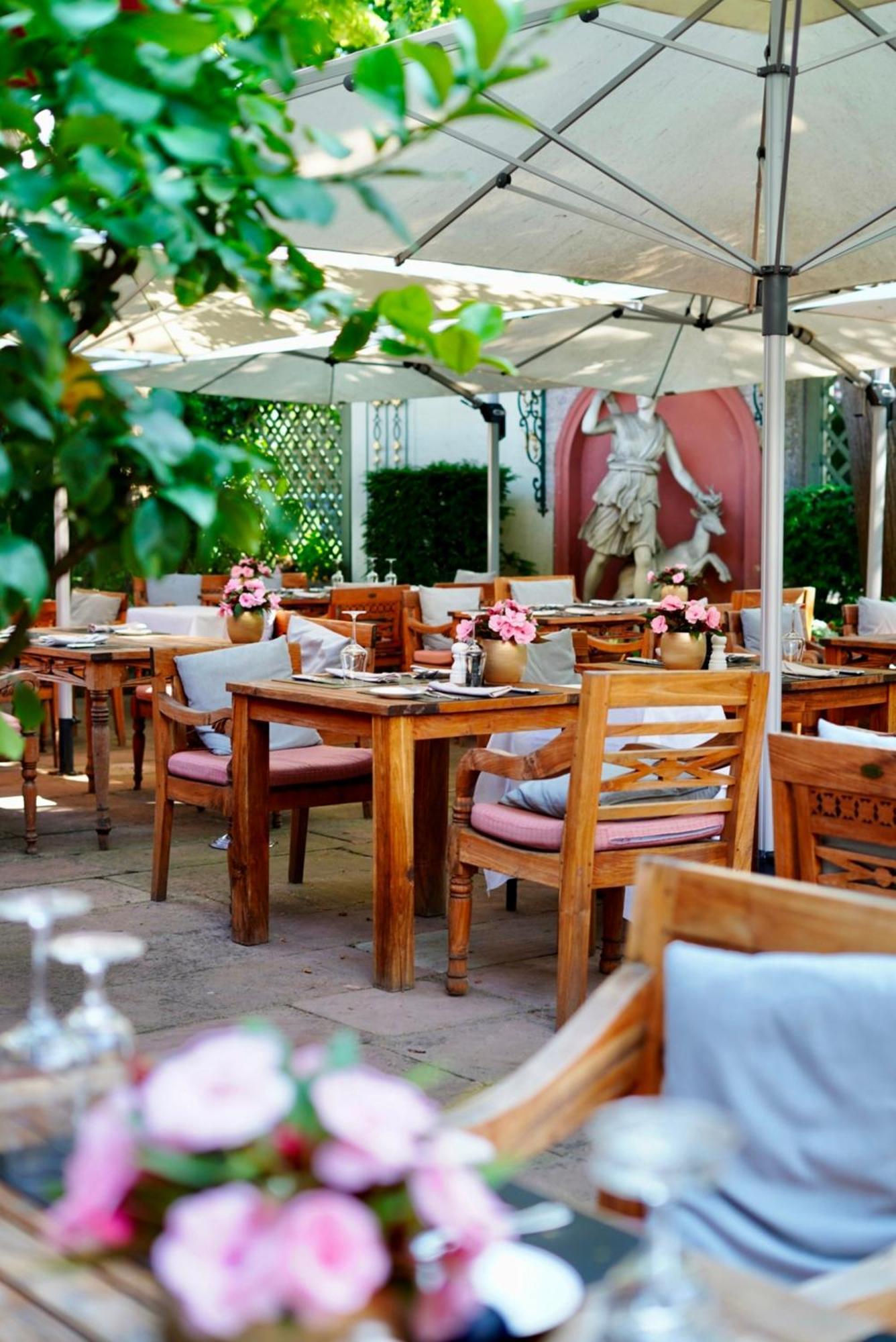 Hotel-Restaurant Erbprinz Ettlingen Exterior photo